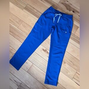 Women’s Figs scrub pants